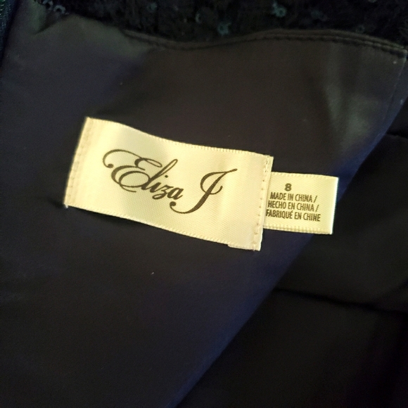 Eliza J Long Evening / Prom Dress - Picture 7 of 10